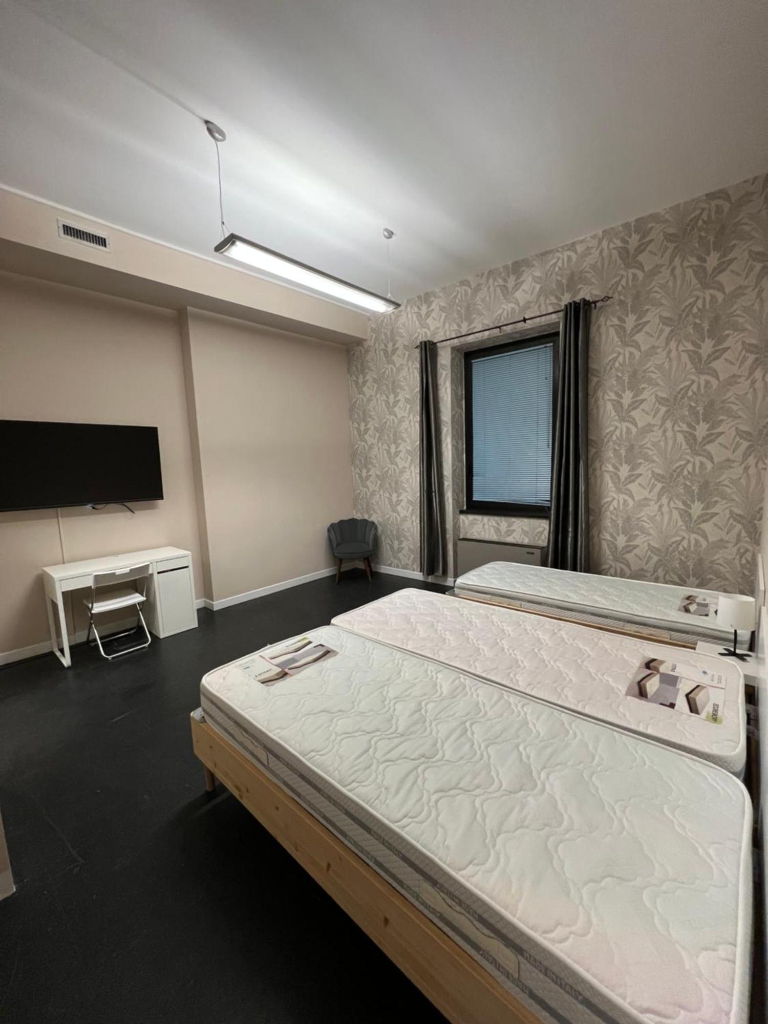 The Rock House Affittacamere Con Bagno Privato Piacenza Exterior photo