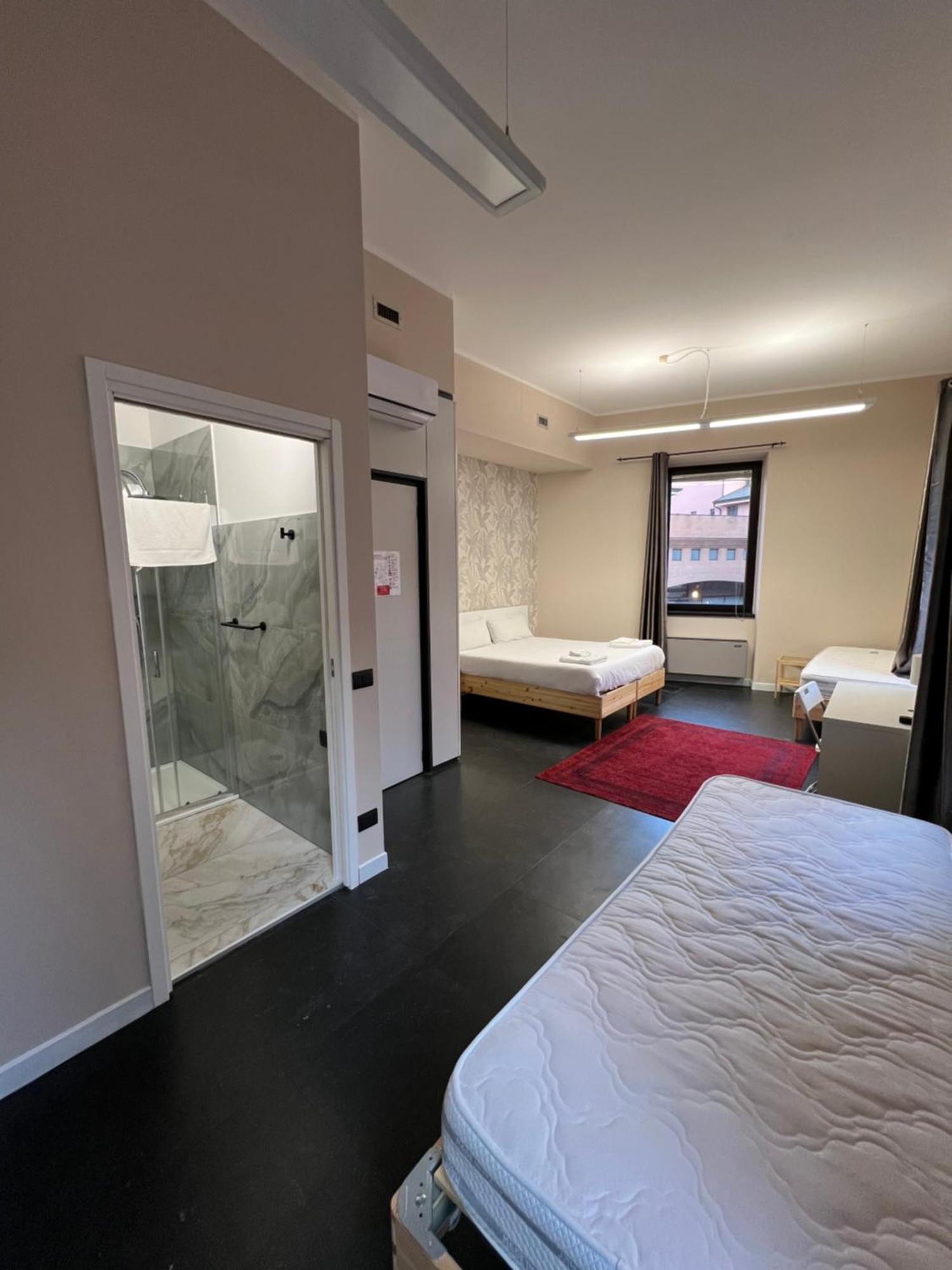 The Rock House Affittacamere Con Bagno Privato Piacenza Exterior photo