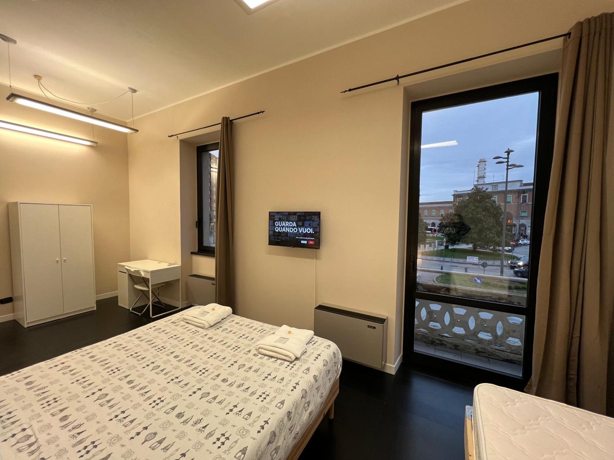 The Rock House Affittacamere Con Bagno Privato Piacenza Exterior photo